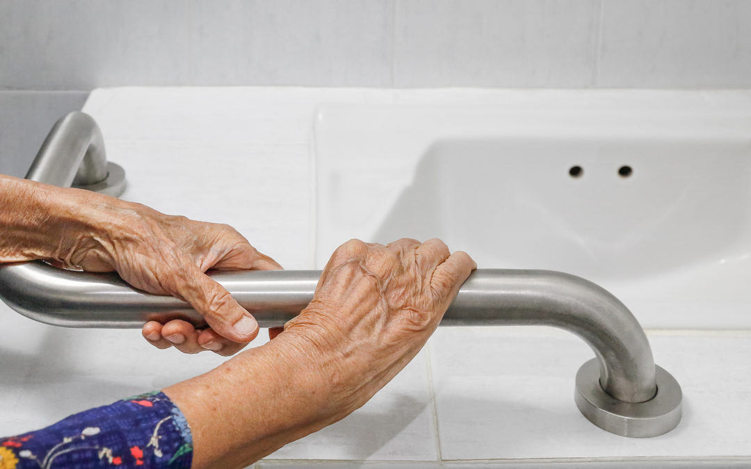 4 Simple Elderly Friendly Bathroom Improvements